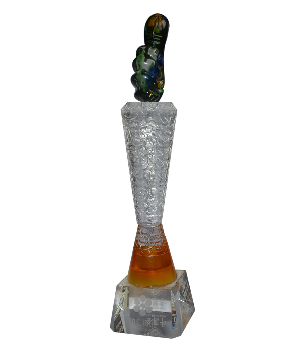 金裕制罐榮獲第七屆安徽十大牛商稱(chēng)號(hào).jpg 金裕制罐榮獲第七屆安徽十大牛商稱(chēng)號(hào).jpg