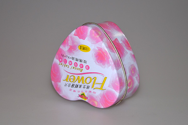 心形鐵盒.jpg 心形鐵盒.jpg