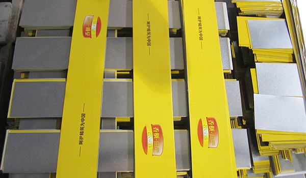 曲奇餅干鐵盒原材料:馬口鐵.jpg 曲奇餅干鐵盒原材料:馬口鐵.jpg