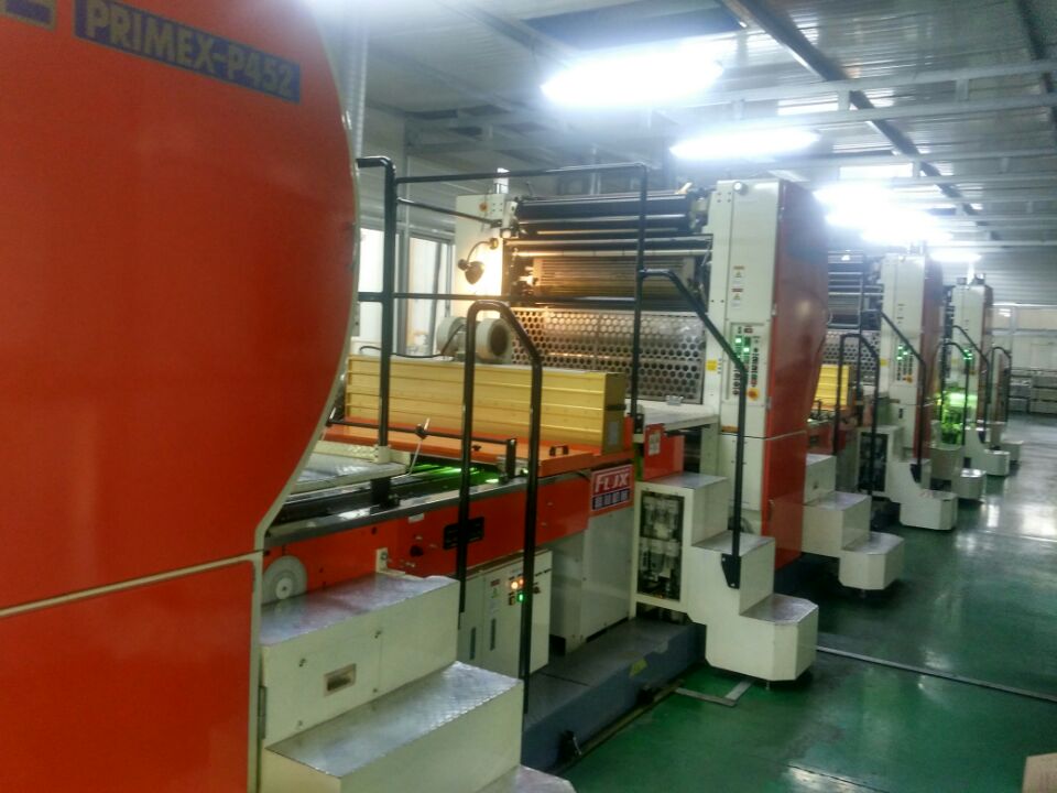 馬口鐵印刷現(xiàn)場圖 馬口鐵印刷現(xiàn)場圖