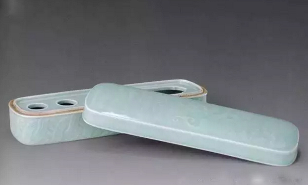 古代玉制文具盒.jpg 古代玉制文具盒.jpg