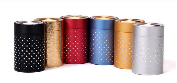 茶葉鐵罐.jpg 茶葉鐵罐.jpg