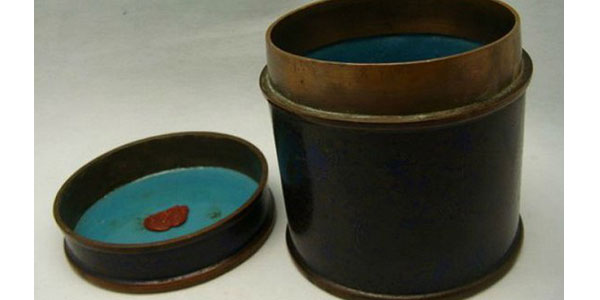 景泰藍(lán)色茶葉鐵罐.jpg 景泰藍(lán)色茶葉鐵罐.jpg