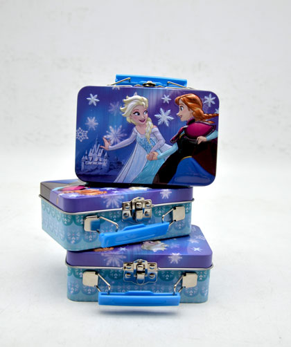 鐵盒-鎖扣設(shè)計(jì).jpg 鐵盒-鎖扣設(shè)計(jì).jpg