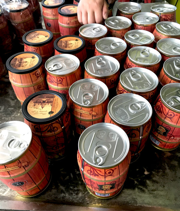 咖啡鐵盒.jpg 咖啡鐵盒.jpg