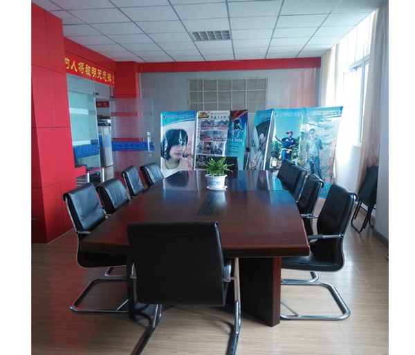 金裕制罐5.jpg 金裕制罐5.jpg