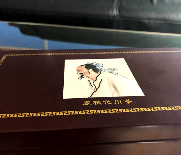 鐵盒1.jpg 鐵盒1.jpg