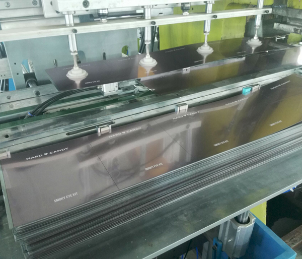 生產(chǎn)車間2.jpg 生產(chǎn)車間2.jpg