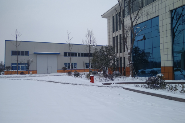 鐵盒包裝.jpg 鐵盒包裝.jpg