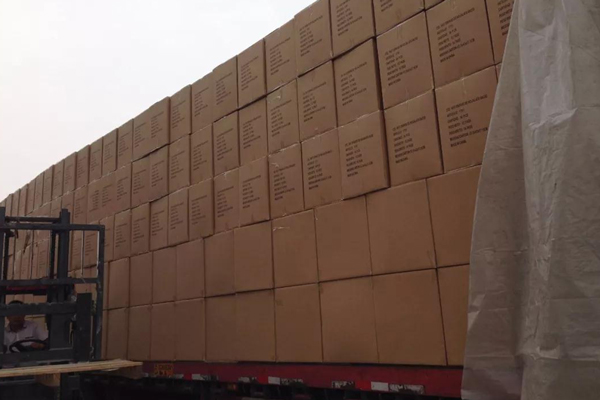 鐵盒大貨正在發(fā)貨 鐵盒大貨正在發(fā)貨