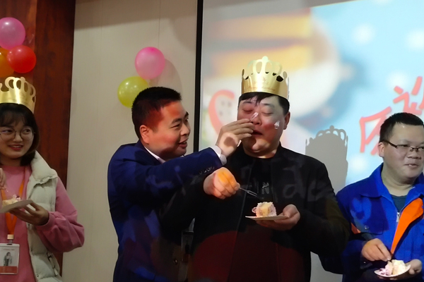 金裕制罐陽(yáng)康發(fā) 金裕制罐陽(yáng)康發(fā)