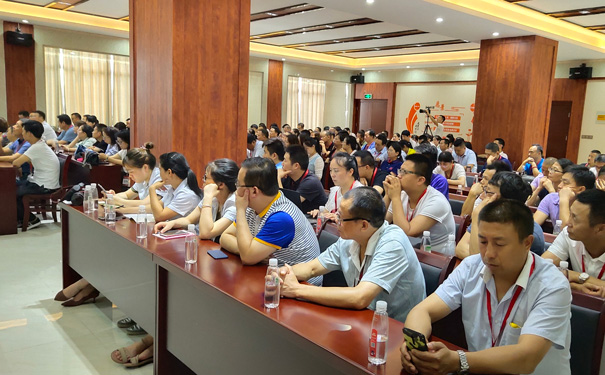 工分制管理體系認(rèn)證金裕制罐授牌儀式 工分制管理體系認(rèn)證金裕制罐授牌儀式