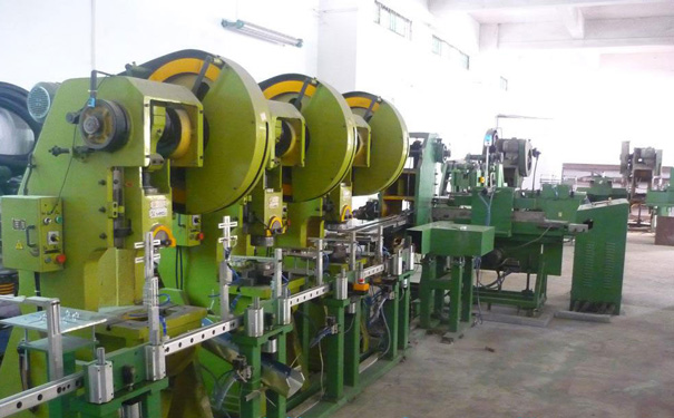 鐵盒加工廠 鐵盒加工廠