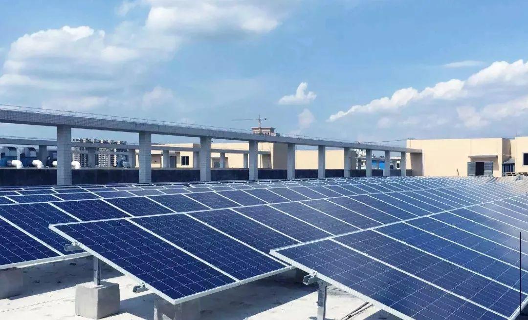 為什么秋季的光伏發(fā)電量比夏季還高？